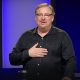 Pastor Rick Warren predica tema: los fundamentos de una iglesia